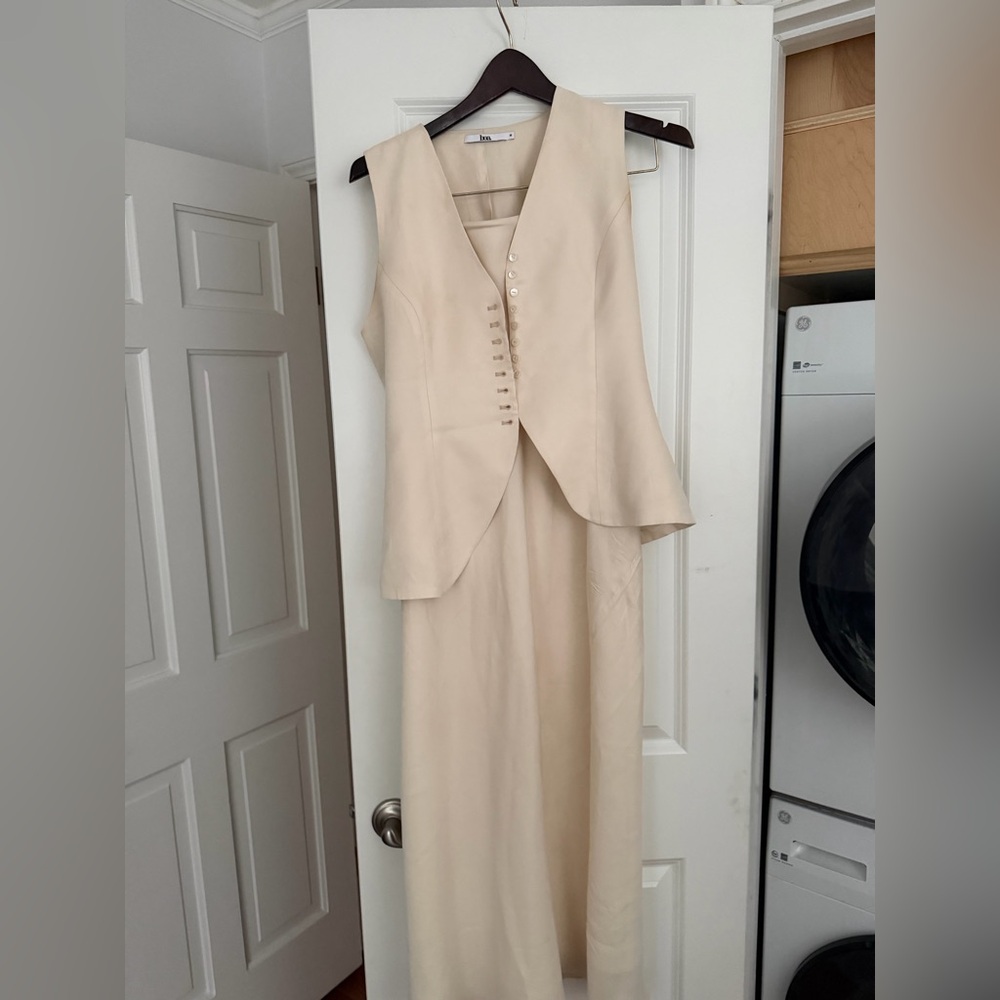 BOA Cupro Bias- Cut Maxi Skirt and Vest Two Piece Set - Picture 4 of 5